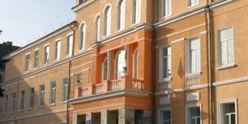 Скандал у тернопільській школі із російськомовною піснею: батьки пояснили інцидент