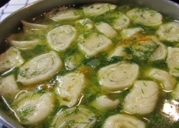 курячий супчик з галушками