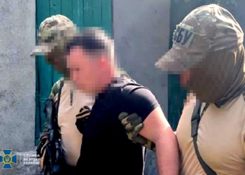 СБУ затримала на Тернопiльщинi дезертира, який поширював кремлiвськi наративи та заперечував збройну агресiю рф