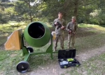 Тернопільські волонтери передали бійцям 49-ї бригади обладнання для укріплень