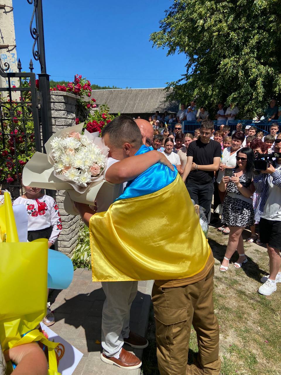 На Тернопільщину після 35 місяців полону повернувся військовий Віталій Заморський