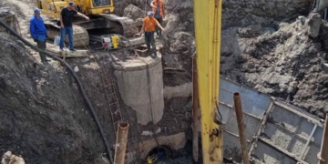 Тернопіль без води вже півтори доби: аварію на водогоні обіцяють ліквідувати сьогодні