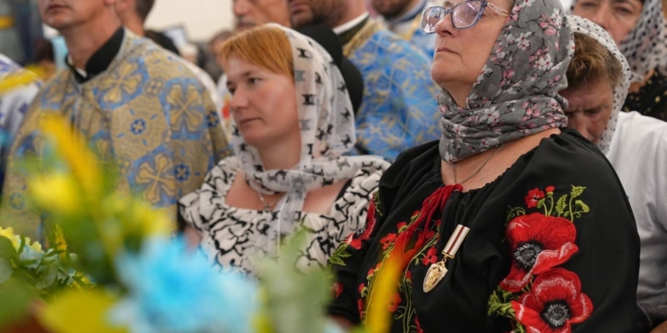 Всеукраїнська проща у Лішні на Кременеччині зібрала родини загиблих Героїв