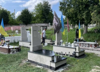 У Бережанській громаді встановлюють пам’ятники загиблим воїнам