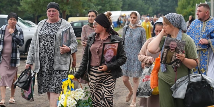 Всеукраїнська проща у Лішні на Кременеччині зібрала родини загиблих Героїв