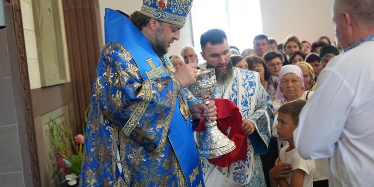 Всеукраїнська проща у Лішні на Кременеччині зібрала родини загиблих Героїв