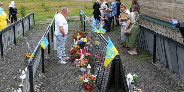 Всеукраїнська проща у Лішні на Кременеччині зібрала родини загиблих Героїв