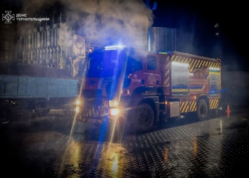 У Чортківському районі рятувальники загасили пожежу зерносушарки