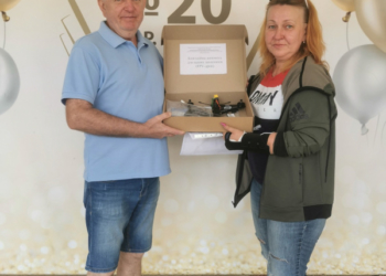 Тернопільська школа №20 зібрала кошти і передала дрон на фронт