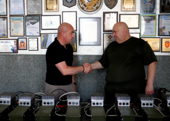 Дев’ять лазерних цілевказівників отримали сили тероборони «Захід»: Тернопіль для ЗСУ