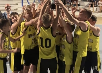 Юні баскетболісти з Тернополя тріумфували на міжнародному турнірі в Італії