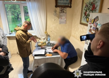 Тернопільських адвокатів підозрюють у шахрайстві на $2 млн у справі про житло для військових