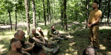 Військові психологи навчають бійців долати бойовий стрес