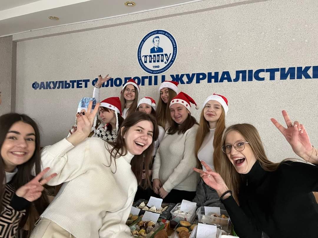 Вступ 2025: Факультет філології і журналістики ТНПУ запрошує абітурієнтів у світ мови, літератури та медіа
