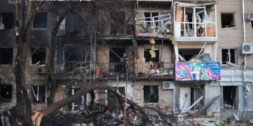 Російська атака на Запоріжжя: 1 людина загинула, 24 поранено, пошкоджено десятки будинків