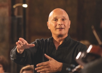 «Київська камерата» та Йорг Цвіккер: барокова екстравагантність і народний модерн на сцені Національної філармонії України