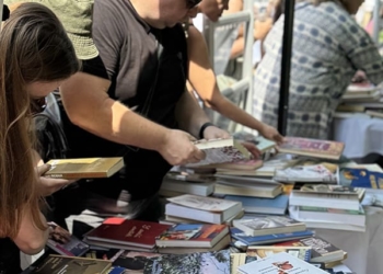 У Тернополі відбувся книгообмін Книжкова площа