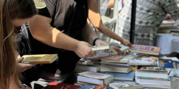 У Тернополі відбувся книгообмін Книжкова площа