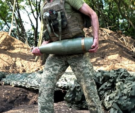 Екіпаж 44-ї бригади ефективно застосовує САУ «Богдана»