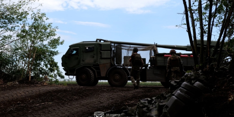 Екіпаж 44-ї бригади ефективно застосовує САУ «Богдана»