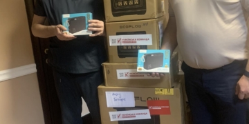 Зарядні станції, павербанки та інструменти передала «Українська команда» воїнам 105-ї бригади