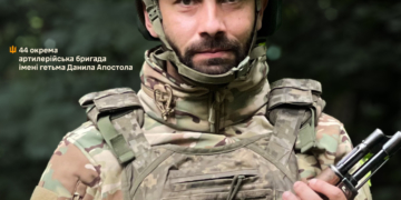 Герої серед нас: Від гіда до навідника 44 ОАБр