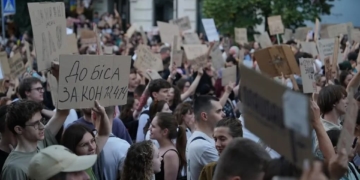 Українці змусили владу відновити незалежність НАБУ і САП – прийшов час зупинити тиск на вільні медіа, активістів та місцеве самоврядування, – заява УДАРу