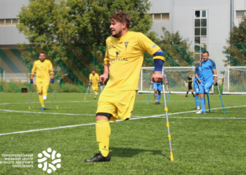 У Тернополі відбувся товариський матч з ампфутболу серед ветеранів у межах Тижня адаптивного спорту