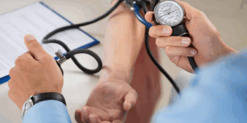 Есенціальна артеріальна гіпертензія