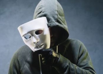 Ворог може вербувати тернополян через оголошення на під’їздах будинків