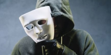 Ворог може вербувати тернополян через оголошення на під’їздах будинків