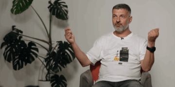 Михайло Діанов