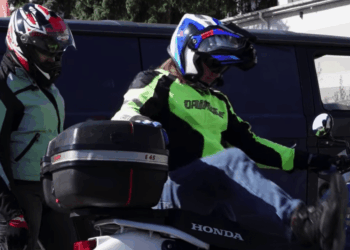 Подружжя з Чорткова подорожує Україною на мотоциклі