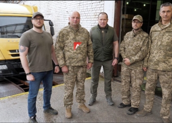 «Українська команда» передала чергову вантажівку бійцям стрілецького батальйону 67 бригади