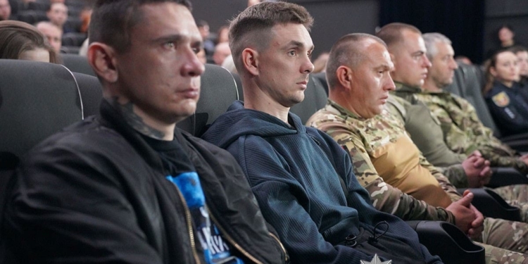 «35 днів оборони Торецька»: у Тернополі відбувся показ стрічки про бійців бригади Нацполіції «Лють»
