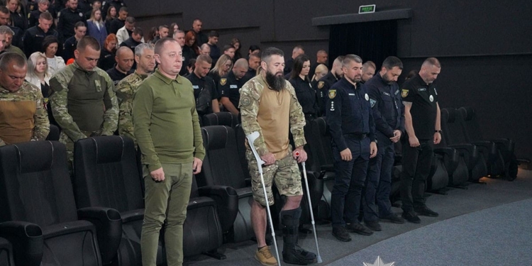 «35 днів оборони Торецька»: у Тернополі відбувся показ стрічки про бійців бригади Нацполіції «Лють»