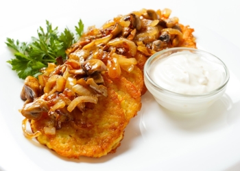 Секрет ідеальних дерунів з грибами: рецепт, який зводить з розуму