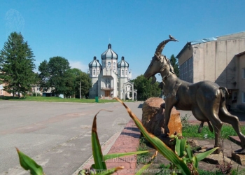 понад 5 мільйонів гривень