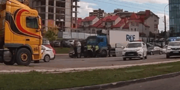 П’яного працівника ТЦК з Тернопільщини відсторонили після наїзду на патрульного і трьох аварій