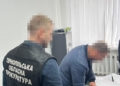 Депутата на Тернопільщині затримали за хабар у $8500 за “виключення” з військового обліку