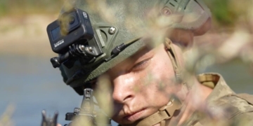 Вчора був працівником метрополітену, а сьогодні — морпіх: «Диспетчер» підписав «Контракт 18-24»