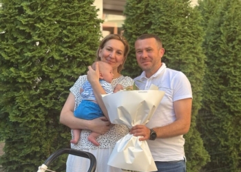 Олена Підгрушна стала мамою