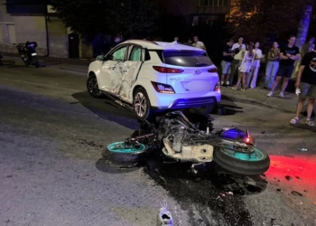 на вулиці Микулинецькій