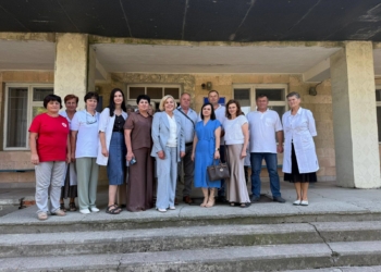 Працівникам Мельнице-Подільської селищної лікарні ще з 2022 року не платять зарплату