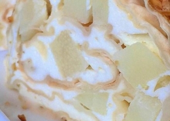 рулету з лаваша з сиром і грушею