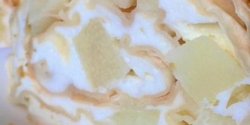 рулету з лаваша з сиром і грушею