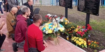 В Борсуківській громаді відкрили меморіальні дошки двом загиблим Героям
