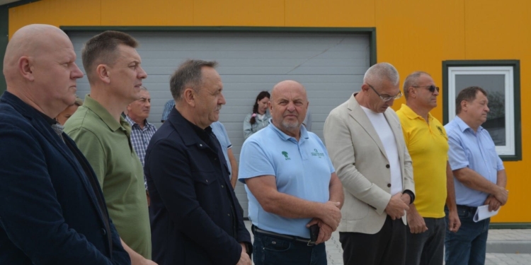 У Синяві на Тернопільщині відкрили молочно-товарний комплекс