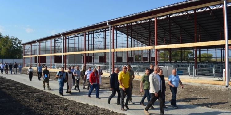 У Синяві на Тернопільщині відкрили молочно-товарний комплекс