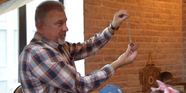 виставка годинників